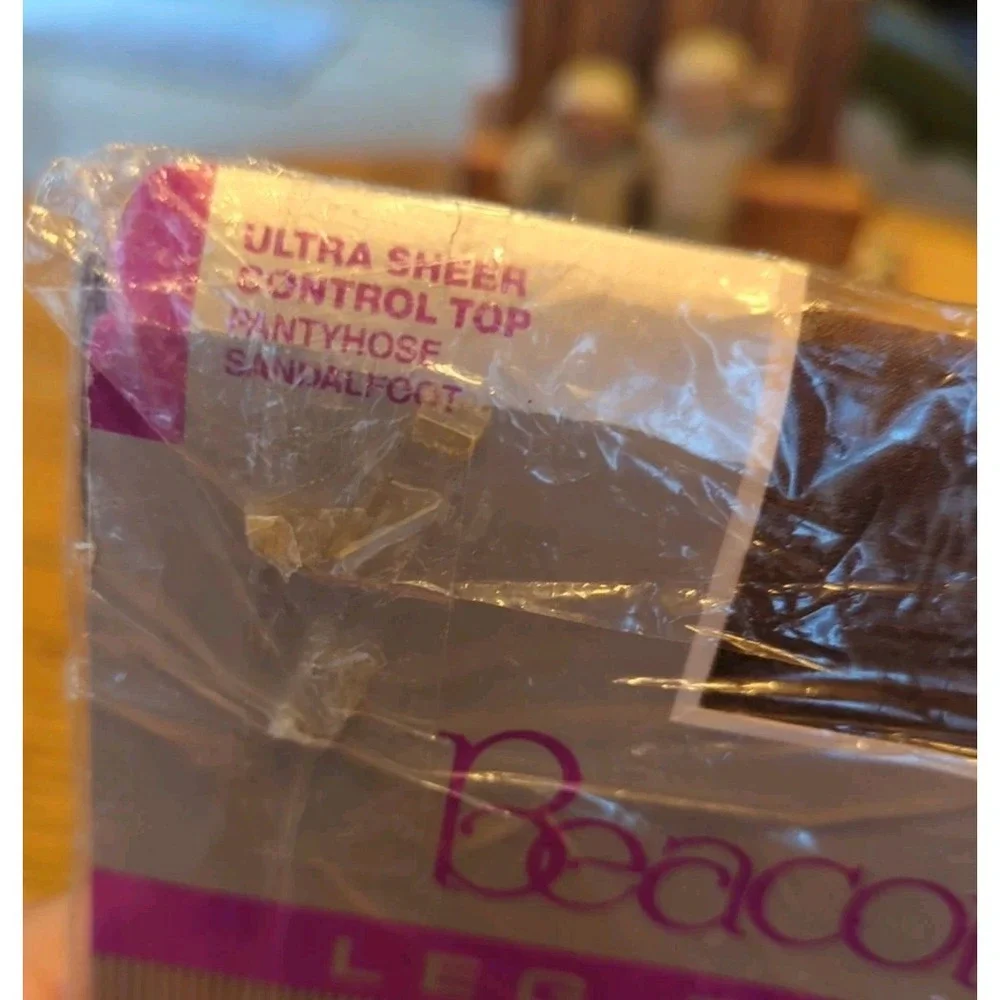 New Womens Stockings Size A Beacon Hill Perfect‎ Brown Ultra Shear Control Top
